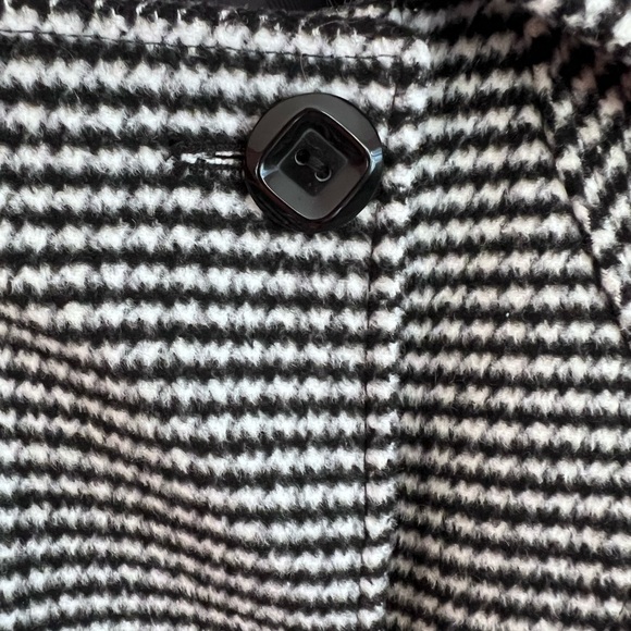 Vintage Houndstooth Button down Jacket with Shoulder Pads, Size 1XL - Picture 2 of 6